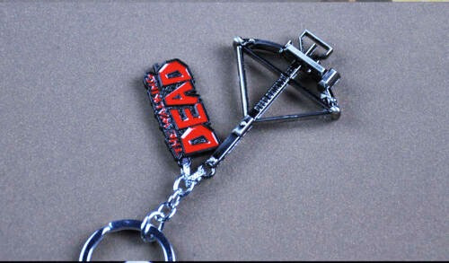 Imagen 3 de 3 de Llavero Ballesta The Walking Dead Skpalace Excelente