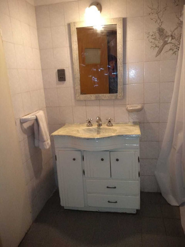 Imagen 5 de 8 de General Paz Venta Casa 3 Dormitorios, 2 Baño