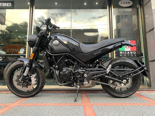 Imagen 2 de 22 de Benelli Leoncino 500 - Milano Motos