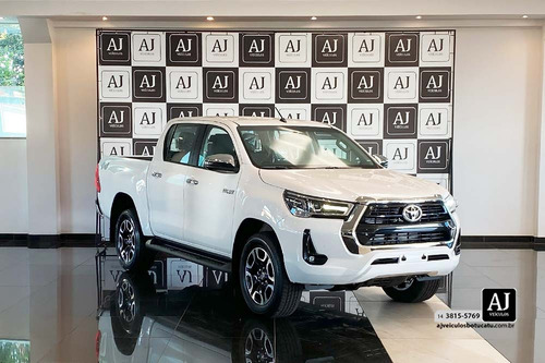 Toyota Hilux 2.8 D-4D TURBO DIESEL CD SRV 4X4 AUTOMÁTICO