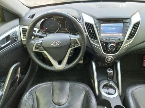 Imagem 10 de 13 de Veloster 1.6 16v 140cv Aut.