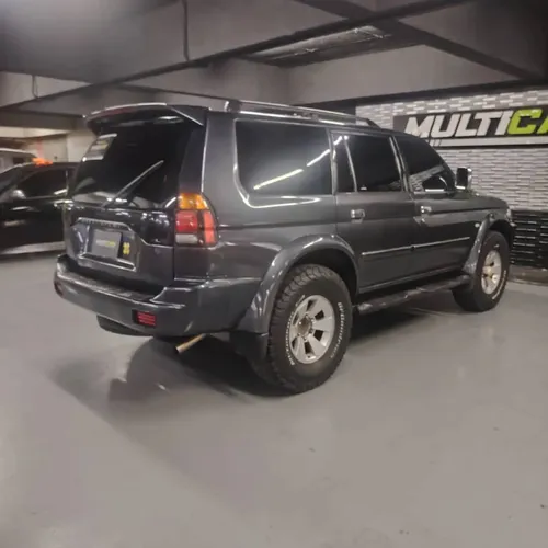 Mitsubishi Montero Sport