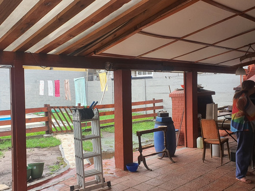 Casa Remodelada A Nuevo. Oportunidad. Venta O Permuta .apta Vivienda Permanente O Alquiler. Leer Descripcion Facilidades De Compra.-