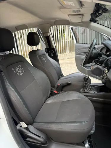 Chevrolet Joy 1.4 Hatchback Mt