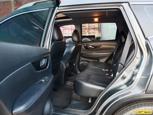 Nissan X-Trail Exclusive 2.5cc TP AA 4X4