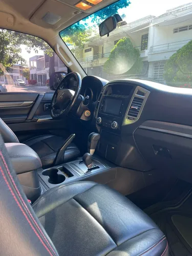Mitsubishi Montero 3.5 Hard Top