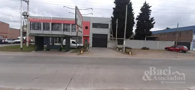 Depósito y galpón en venta