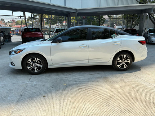 Nissan Sentra 2.0 Advance Mt