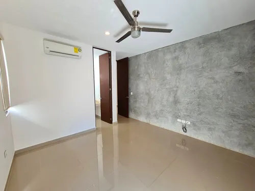 Casa En Renta De 3 Recámaras Y Piscina En Privada San José Tulipanes