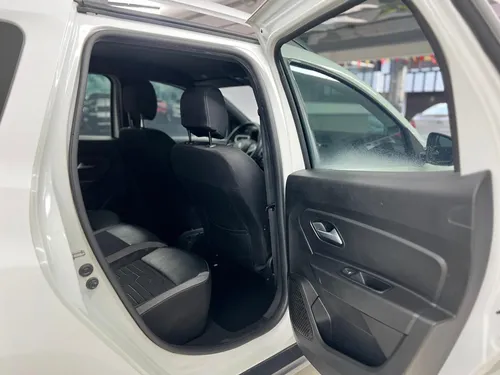 Renault Duster Intens MT 1.3 Turbo 4x4 2023