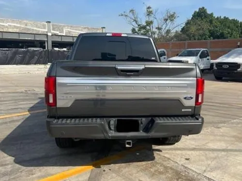 Ford Lobo Platinum Crew Cab 4x4