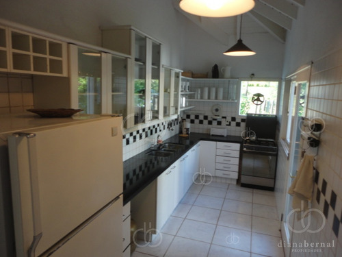 Imagen 10 de 30 de Punta Del Este, Rincon Del Indio, Brava, 3 Dormitorios Y Piscina.