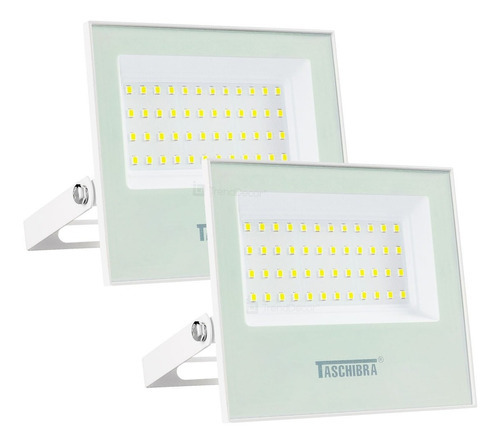 Kit 2 Refletores Taschibra Tr Led Branco 50w 3000k 6500k Cor da luz Luz Quente 3000K 110V/220V