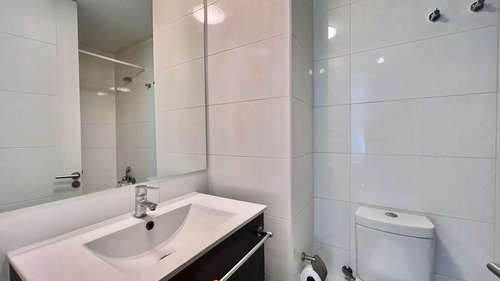 M Residencial, Espacios Amplios Y Estilo Clásico 1 Est Subte