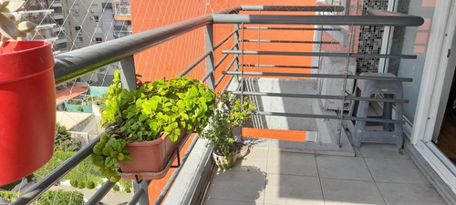 Imagen 8 de 30 de Villa Urquiza - Impecable Semipiso De 2 Amb Con Balcón Y Calefacción Central!!