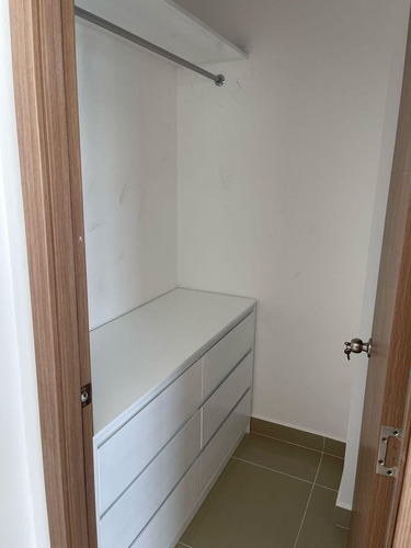 Apartamento En Alquiler En Punta Cana, Epic Sun, Bávaro, 2 Habitaciones, A 5 Minutos Del Down Town