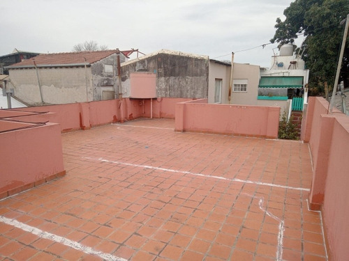 Imagen 8 de 14 de Vendo Casa Con Galpones En Olivos