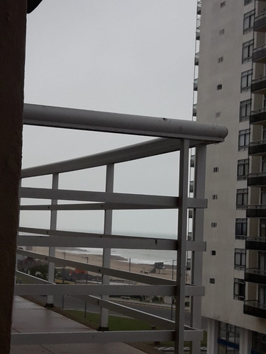 Imagen 9 de 13 de Excelente Dto De 2 Ambientes Con 2 Dormitorios- 2 Baños Amueblado, Fte Al Mar