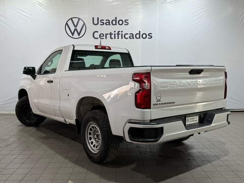 Chevrolet Silverado 4.3 V6 1500 WT Cabina Regular 4x2 At