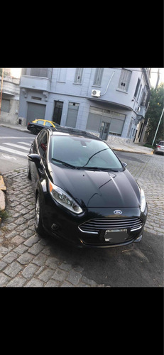 Ford Fiesta Kinetic Desing 1.6 Titanium Powershift 120cv