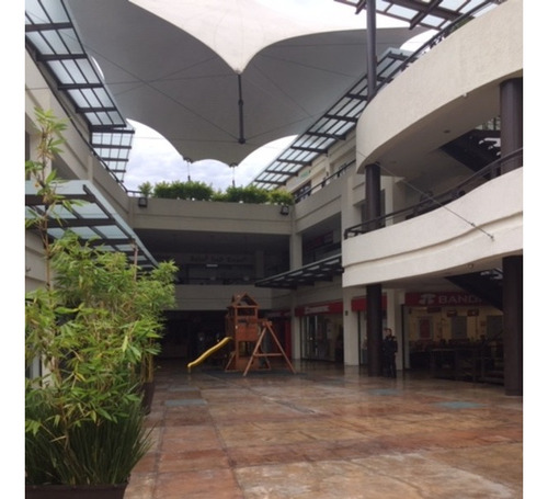 Local Comercial U Oficina En Renta , 30 M2, En Centro Comercial Sobre Avda. Toluca
