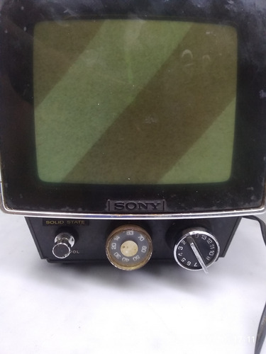 Televisor Portátil Sony Solid State Modelo 900-retrô-anos 60 (Usado)