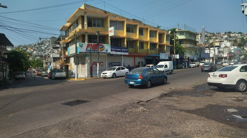 Acapulco Avenida Ejido, En Esquina Edificio Y Locales Comerciales En Venta