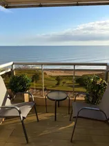 Comprar Sobre Rambla República De Chile 4437 Esquina Colombes. Hermoso Apartamento Frente Al Mar !! Amplios Ambientes Con Excelente Terminaciones. Espacios Disfrutables Con Toda El Confort.  
