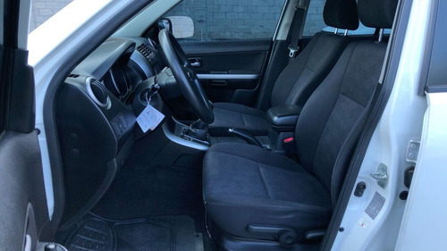 Imagen 14 de 23 de Suzuki Gran Vitara 2.4 Gasolina Mt 4x4