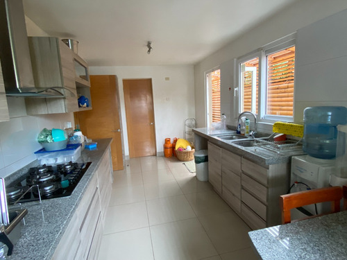 Casa Cond Los Robles 4 Dor + 4 Bañ + 4 Est + Pisci 700/140m2
