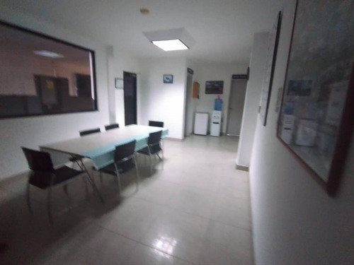 Imagen 6 de 18 de Concesionario De Automoviles