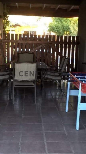 Casa En Venta En Pilar