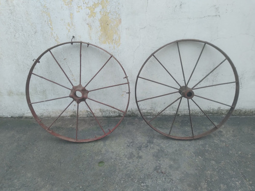 Ruedas Antiguas De Hierro