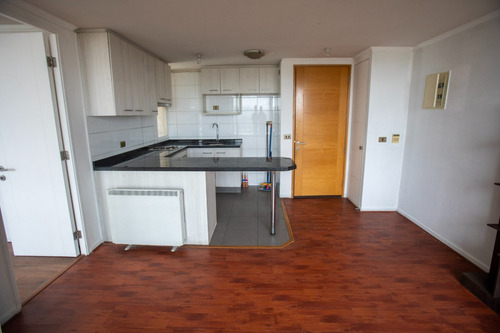 Departamento 42 Mts Macul, Vista Despejada Oriente, Piso 10