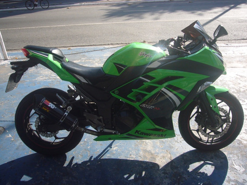 Kawasaki Ninja 300 Com Abs Verde Ano 2014 Troca Financia