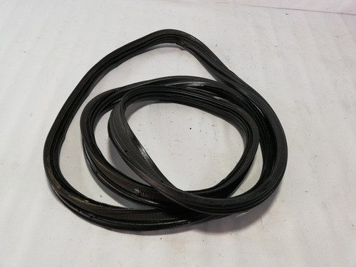 Hule Cajuela Dodge Dart 2.0 13-16 Original (Usado)