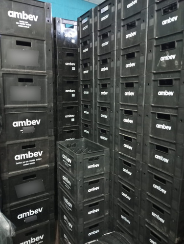 Engradado Garrafeira Ambev 300ml Com 24 Garrafas Vasilhame