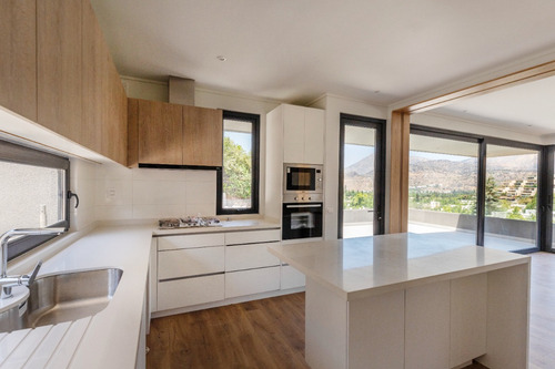 Compre Sin Comisión/ Colegio Monte Tabor/ Condominio Nuevo