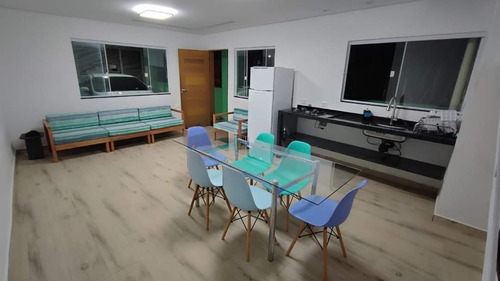 Vendo Um Lindo Sobrado Localizado No Litoral Norte Ubatuba Pouco Tempo De Construção E Bem Localizado.