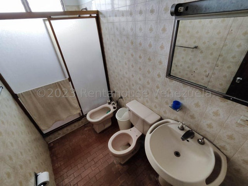 Vendo Apartamento En Turmero (castel Grande), Código 25-13554 Cm Leer Descripción