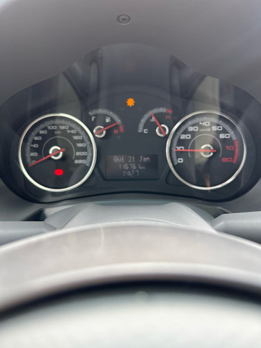 Fiat Palio Fiat Palio Attractive 1.0 8V (Flex)