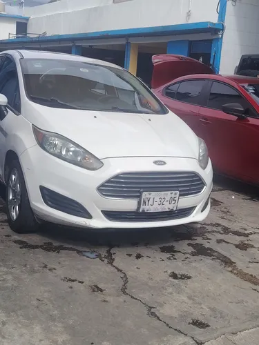 Ford Fiesta 1.6 Se Sedan Mt