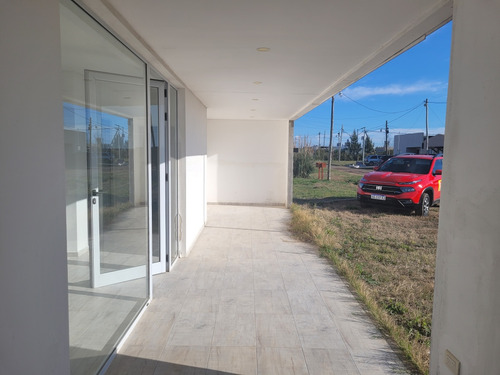 Excelente Casa En Los Tilos A Estrenar. Financiada