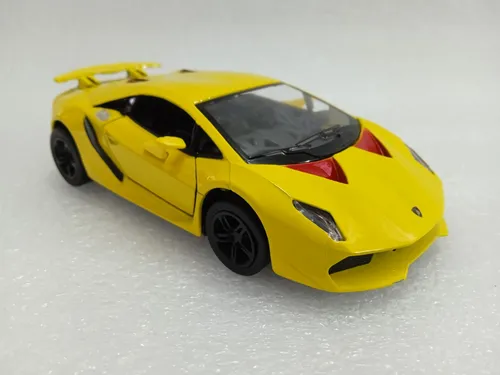 Lamborghini Sesto Elemento. Escala 1:38 Kinsmart. 12,7cm. Am