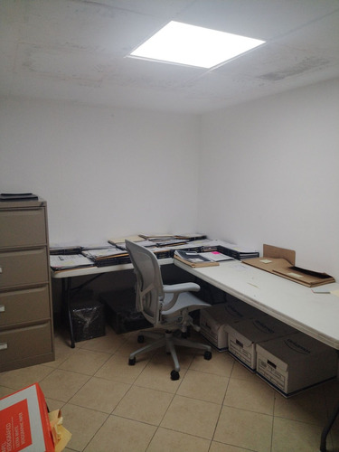 Renta Amplias Oficinas Desde 100 M2 En Col. Condesa