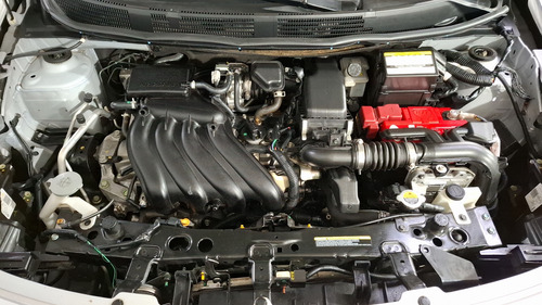 Nissan Versa 1.6 DRIVE AUTO