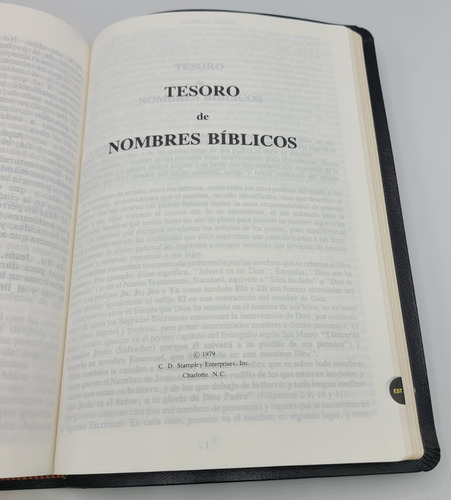 Imagen 8 de 10 de Biblia Antigua Version Letra Gigante Con Estudios