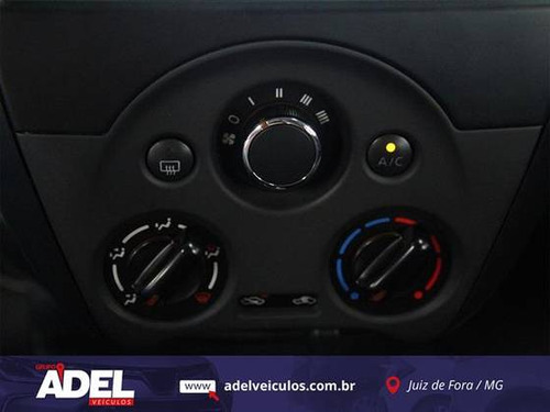 Nissan Versa 1.6 16V FLEX V-DRIVE PLUS XTRONIC