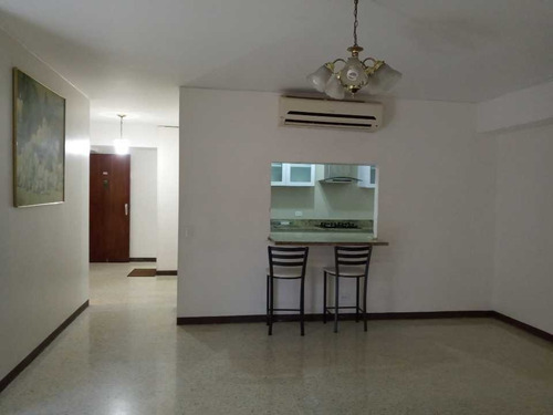Imagen 5 de 14 de Alquilo Apartamento 100m2 3h/1.5b/1p Caurimare 8675