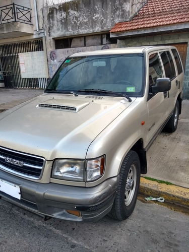 Isuzu Trooper 1998 3.1 I Scout Wagon